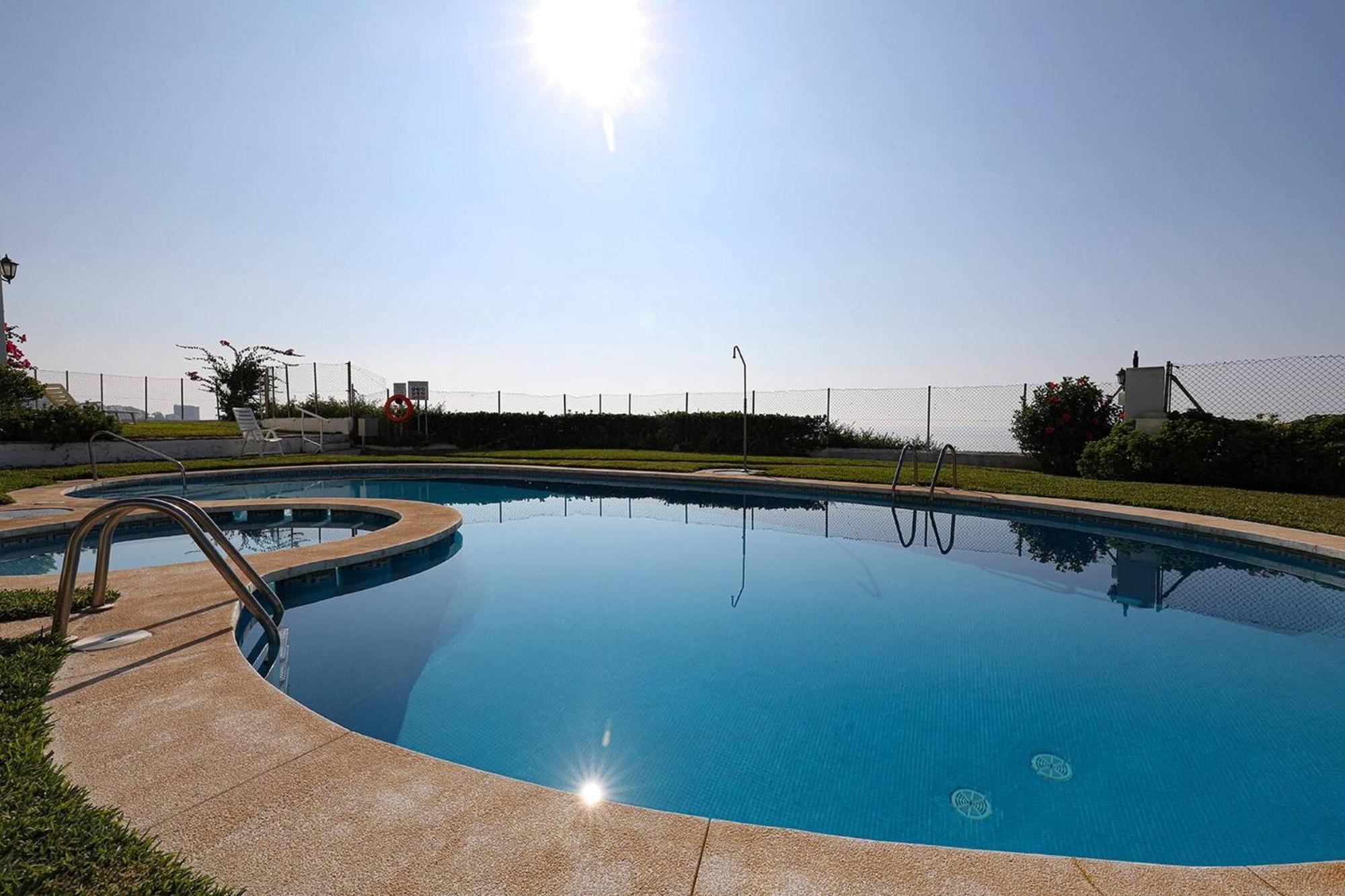 082 - Stunning Sea Views Beachfront Apartment Benalmádena Exterior foto