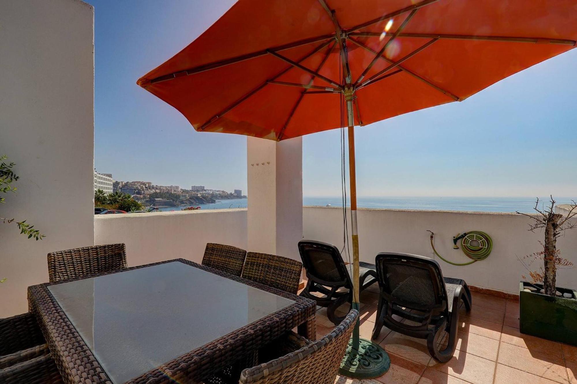 082 - Stunning Sea Views Beachfront Apartment Benalmádena Exterior foto